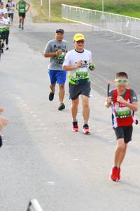 BIB: 522
                            <button type="button" onclick="openModal(3533186)" class="btn btn-primary btn-sm float-right btn-popup" data-toggle="modal" data-target=".modal-high-quality">
                        <i class="fas fa-shopping-cart"></i> Add to Cart
                    </button>
                                            <button type="button" onclick="isThisMe(3533186, true)" class="btn btn-success btn-sm float-right btn-popup btn-isme hidden" data-toggle="tooltip" data-placement="bottom" title="นี่คือรูปของคุณใช่ไหม คลิกที่นี่เพื่อเอาเข้าอัลบั้ม">
                        <i class="fas fa-plus"></i> Add to album
                    </button>
                    <button type="button" onclick="isThisMe(3533186, false)" class="btn btn-warning btn-sm float-right btn-popup btn-isnotme hidden">
                        <i class="fas fa-ban"></i> Remove from album
                    </button>